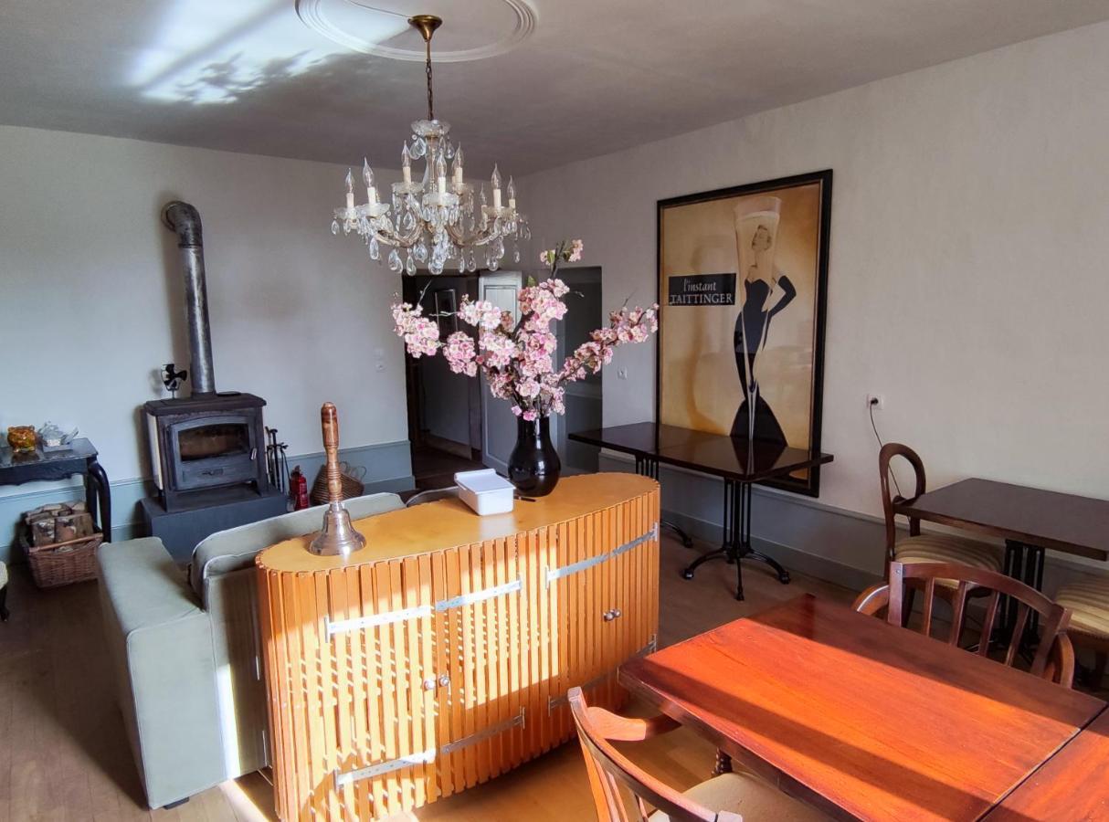 Maison Egalite Melay  외부 사진